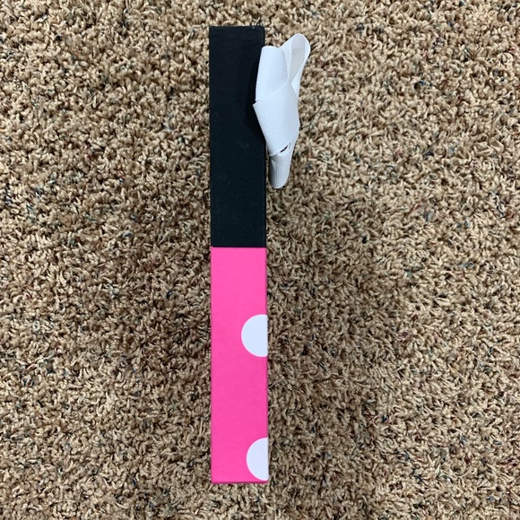 Paper Mache “E” in Minnie Mouse - Picture 3 of 7